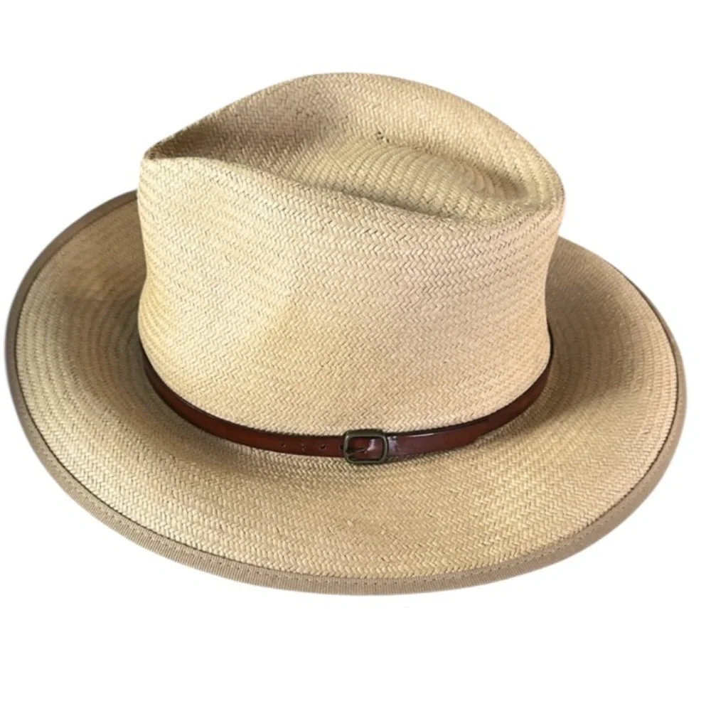 BARNEYS NEW YORK STRAW HAT